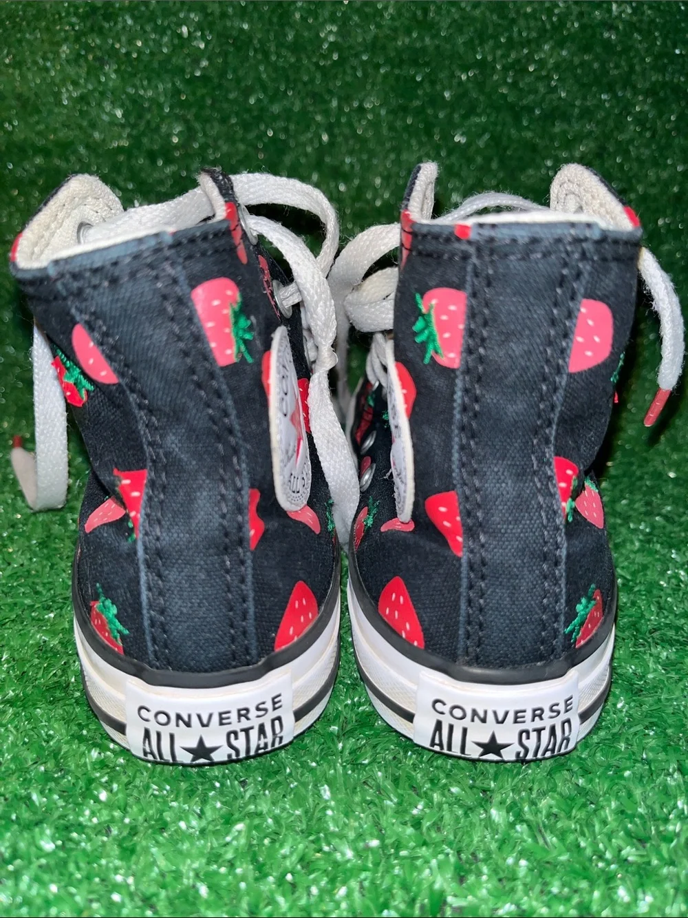 Converse All Star Shoes For Kids Hi Top Strawberries 🍓
